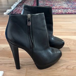 Zara Leather boot heels